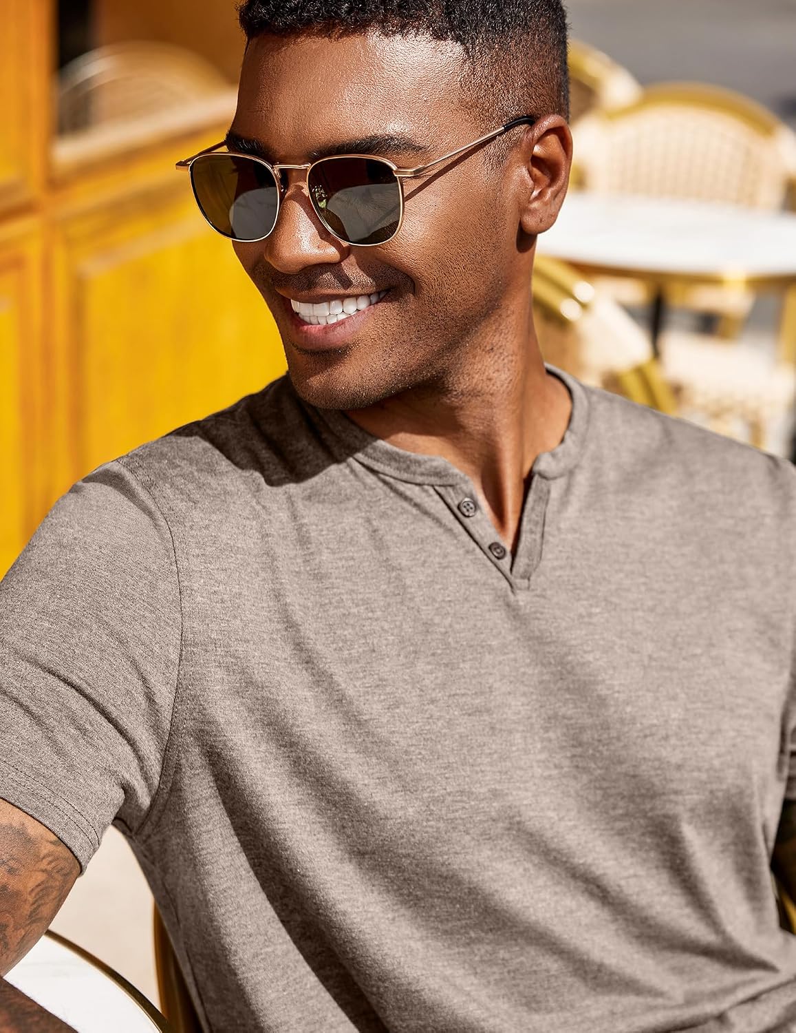 1787189411_COOFANDY-Mens-T-Shirts-Short-Sleeve-Casual-V-Neck-T-Shirt-Soft-Notch-Neck-Tee-Classic-Plain-Shirts.jpg